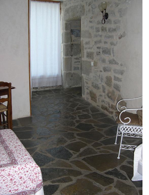 Bed and Breakfast La bergerie Sainte-Eulalie-de-Cernon Zimmer foto